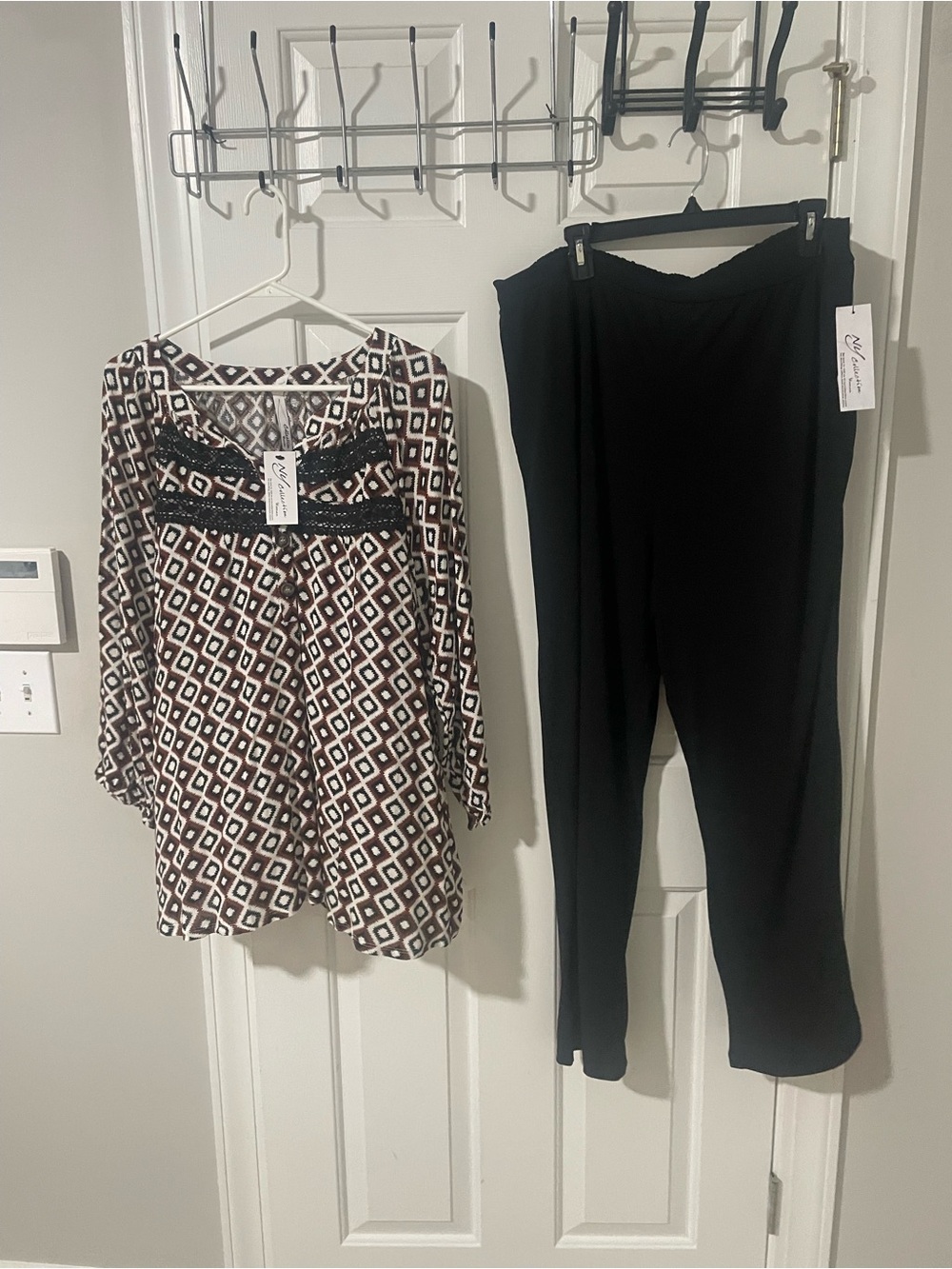 Black Women's Pull-On Pants by ny collections new 1x top nwt 1x
